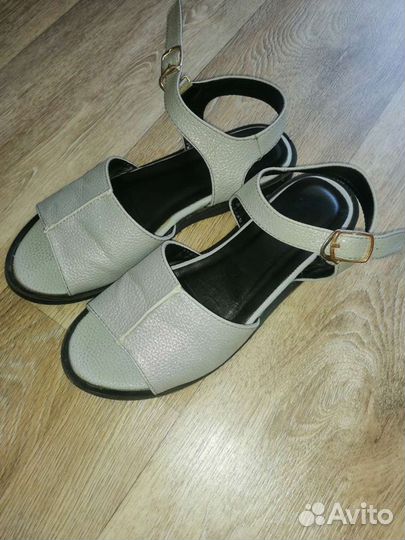 Босоножки для девочки