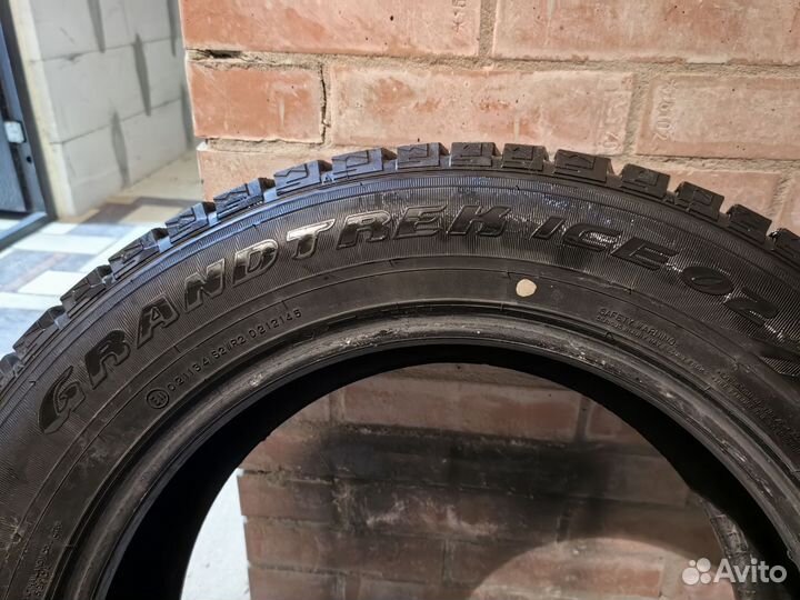 Dunlop Grandtrek Ice 02 225/60 R17