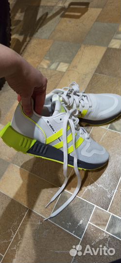 Кроссовки женские adidas 37