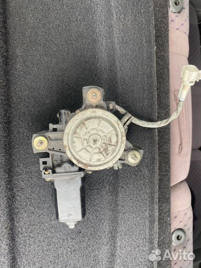 Моторчик стеклоподъемника Mark 2 90