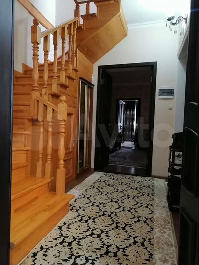 Дом 200 м² на участке 2 сот.