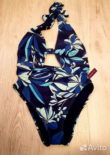 Купальник слитный новый США