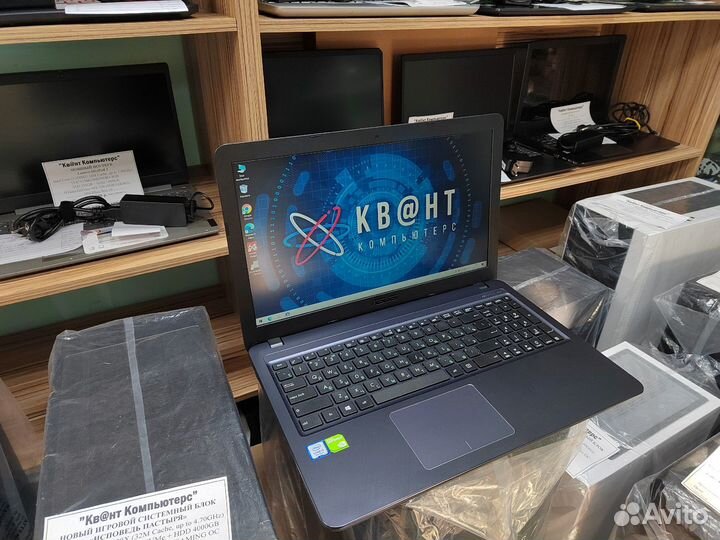 Красивый мощный ноутбук Asus на гарантии