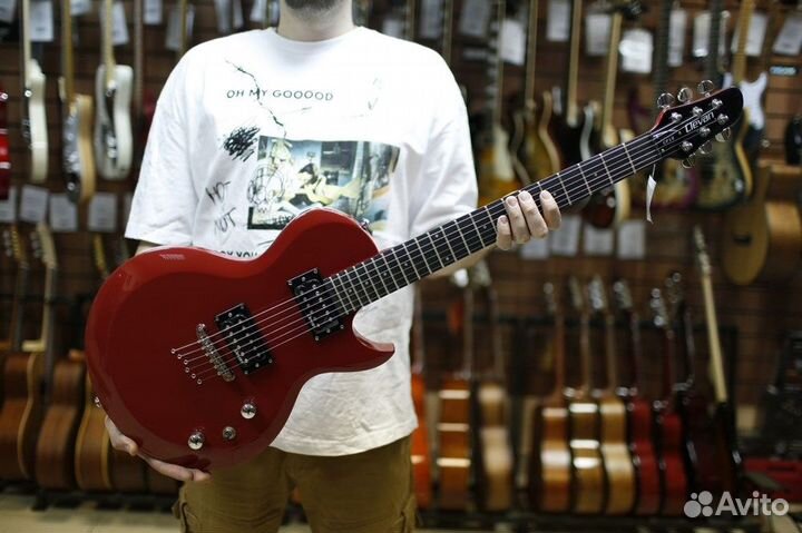 Электрогитара Clevan + аксессуары