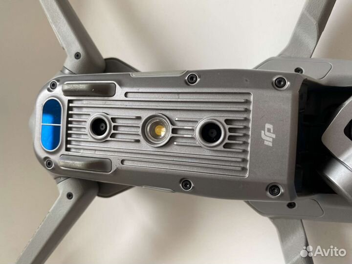 Квадрокоптер DJI Air 2S Fly More Combo