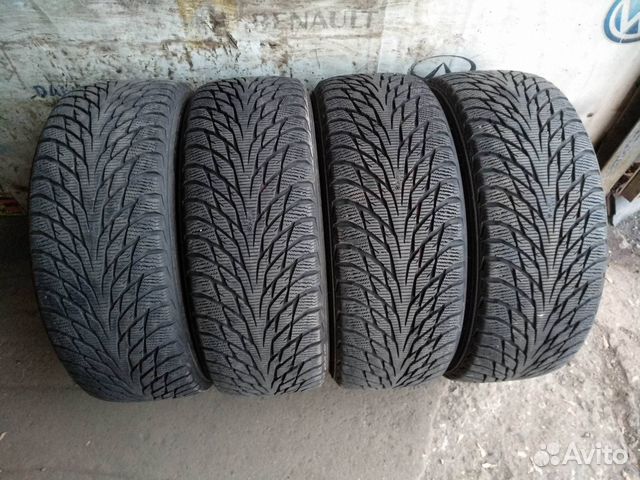 Nokian Tyres Hakkapeliitta R2 225/55 R17 101R