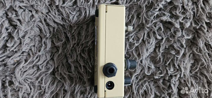Гитарная педаль AMT HR-1