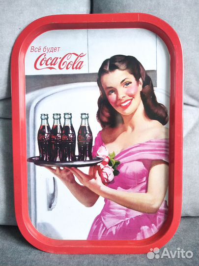 Разнос и стаканы Coca cola