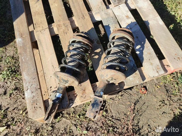 Kia sephia стойки передние