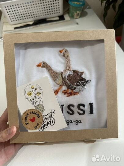 Вышивка ручная работа