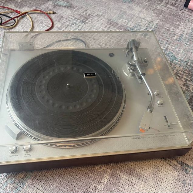 Проигрыватель винила Aurex SR-630