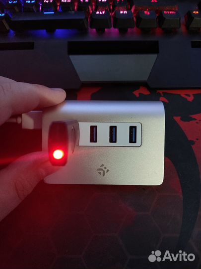 USB-разветвитель dexp M3H4