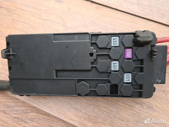 Блок предохранителей Mercedes W211 W219