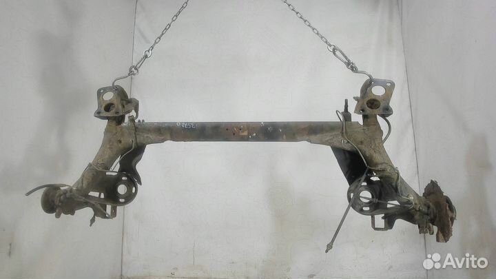 Ступица (кулак, цапфа) Volkswagen Bora, 1999