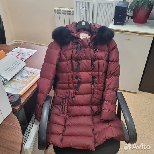 Пуховик женский