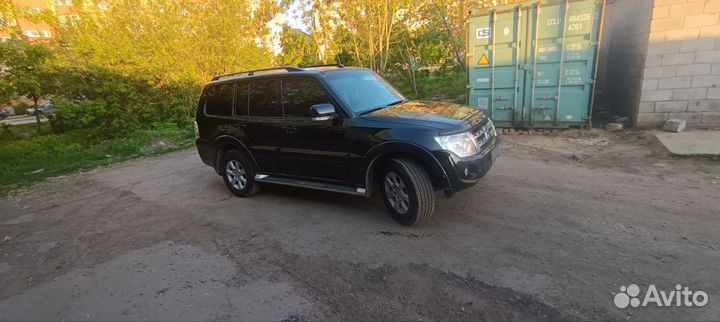 Mitsubishi Pajero 3.0 AT, 2012, 230 000 км