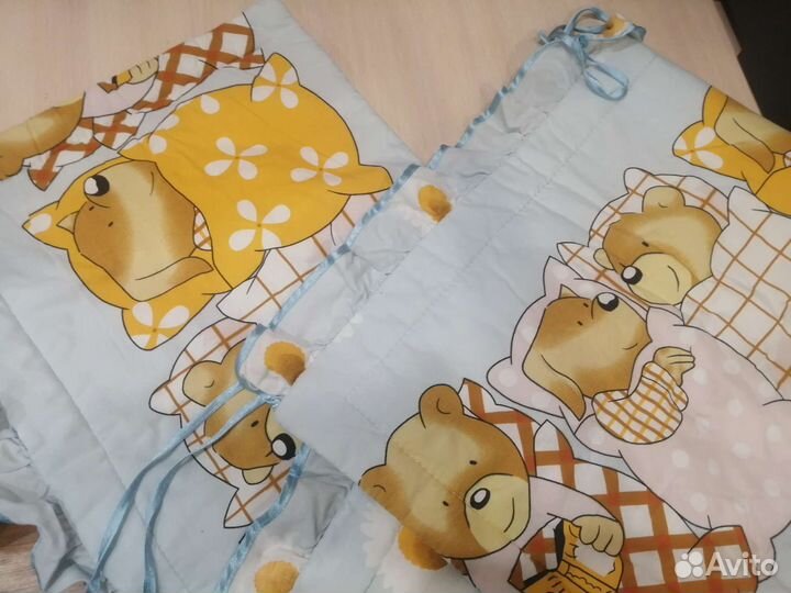 Мягкие бортики для детской кроватки