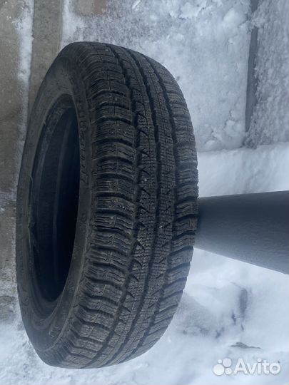 Зимняя резина r14 липучка бу