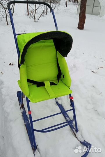 Детские санки коляска бу с колёсиками сзади