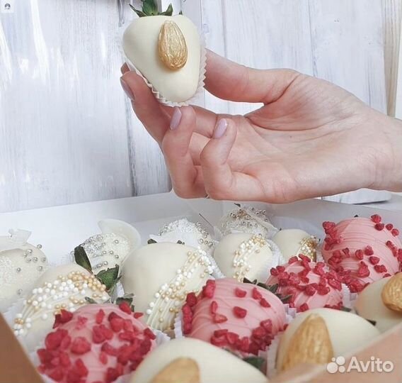 Набор из клубники в шоколаде