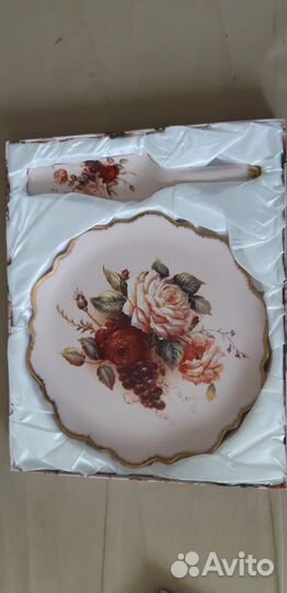 Блюдо для торта с лопаткой