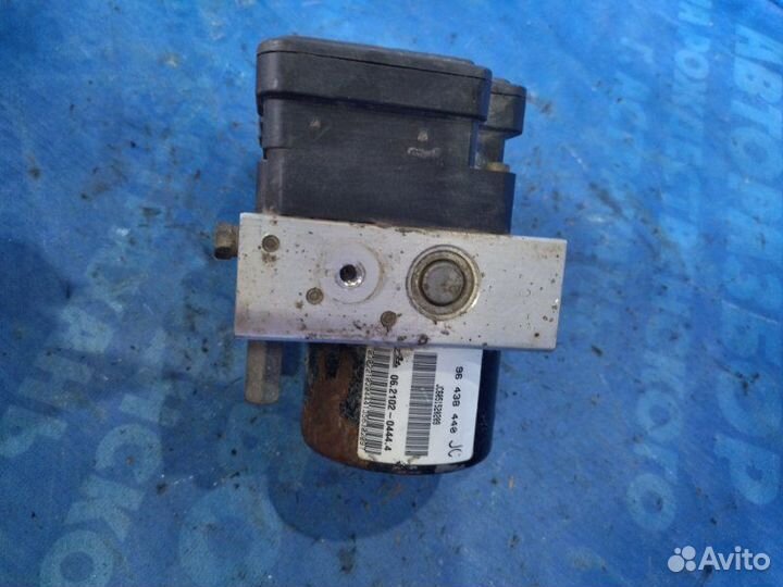 Блок abs Chevrolet Lacetti седан F16D3 2007