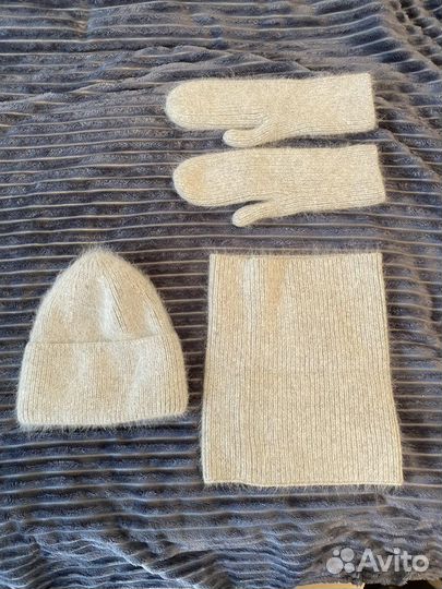 Комплект: шапка, снуд, варежки