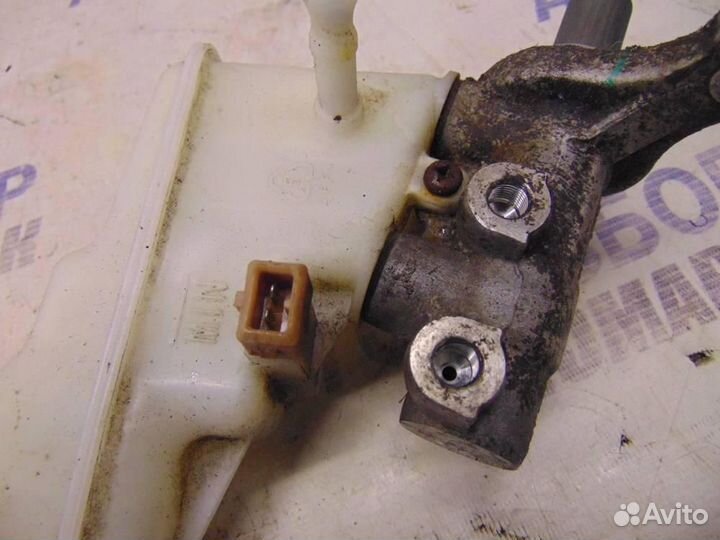 Цилиндр тормозной главный для Hyundai Solaris 1 2