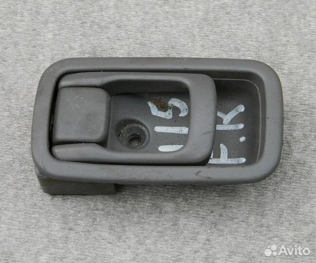 Ручка двери правой внутренняя Almera N15