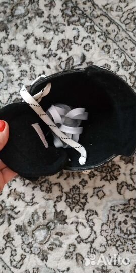 Коньки хоккейные