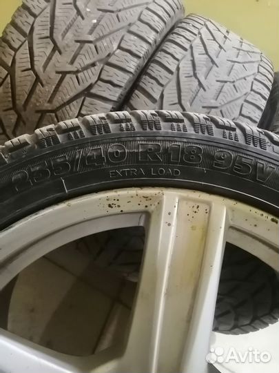 Kormoran Snow 235/40 R18