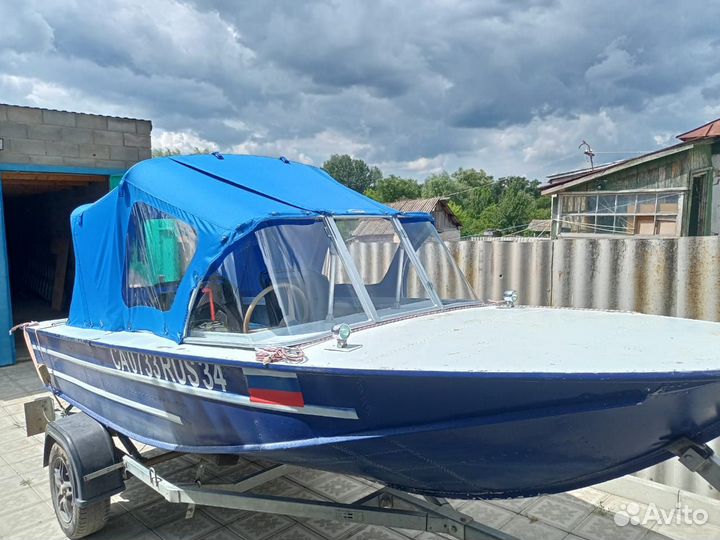 Ходовой тент на лодку Днепр