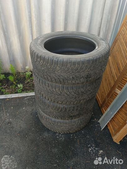 Pirelli Powergy 205/65 R16