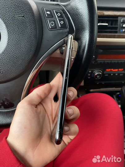 Телефон iPhone XS MAX