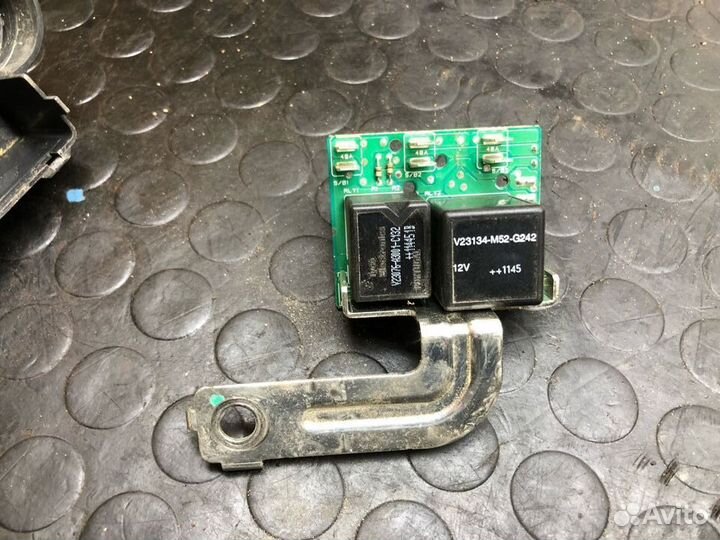 Клемма аккумулятора плюсовая Ssangyong Rexton