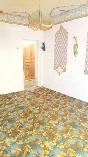 Комната 18 м² в 3-к., 2/2 эт.
