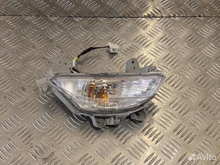 Указатель поворота в бампер правый Mazda Mazda 3 B