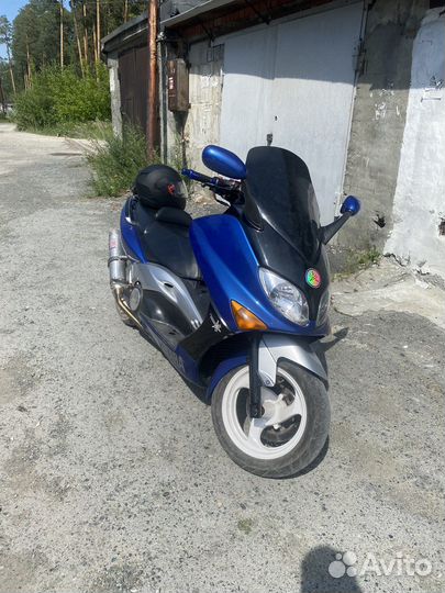 Yamaha t max 500