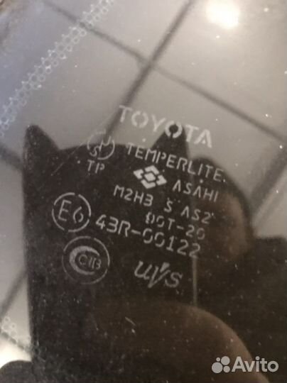 Стекло глухое заднее правое Toyota RAV4(2537)