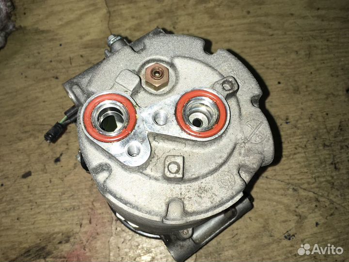Компрессор кондиционера Ford 1.8tdci