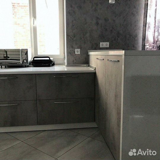 Кухонный гарнитур в Наличии