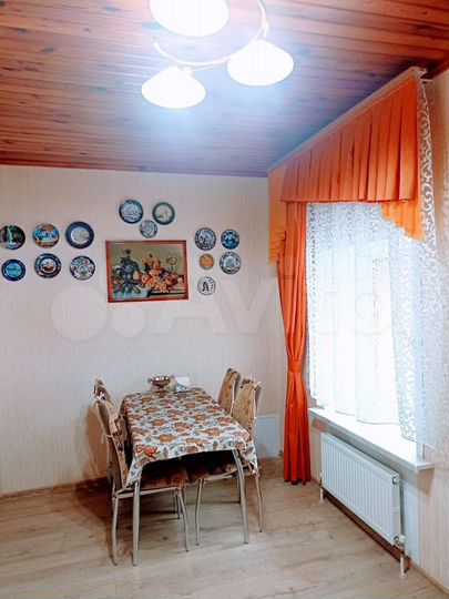 3-к. квартира, 80 м², 1/2 эт.