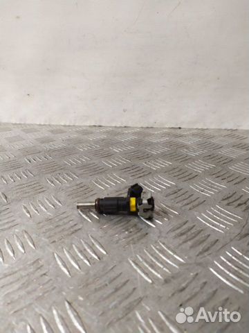 Форсунка Peugeot 308 универсал 1.6 EP6 2010