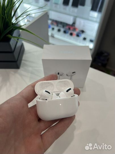 Оригинальные Airpods pro 1 поколения
