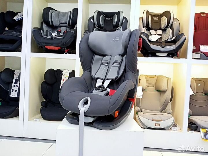 Автокресло 9-18 кг King II LS Black Series Grey