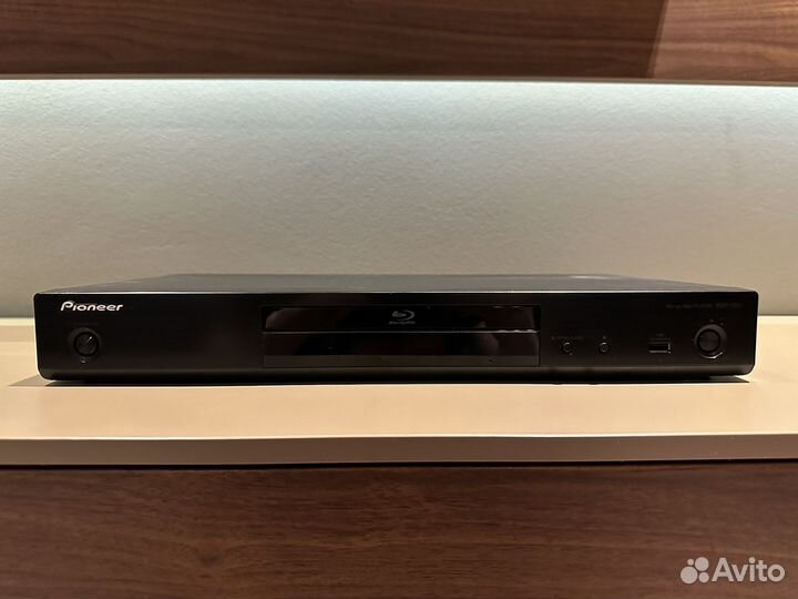 Blu-ray плеер Pioneer BDP-150