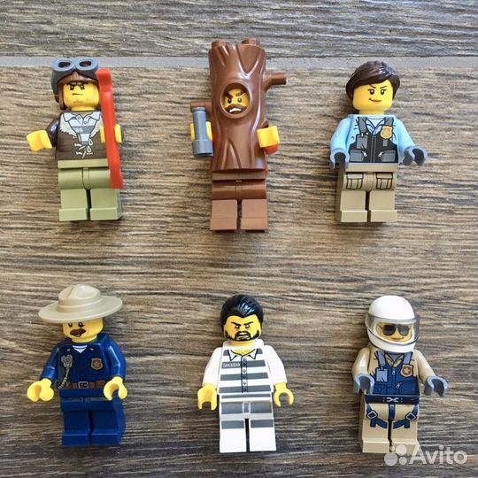 Lego City 60174 Mountain Police Headquarters