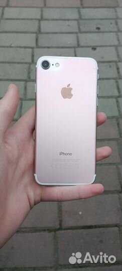 iPhone 7, 32 ГБ