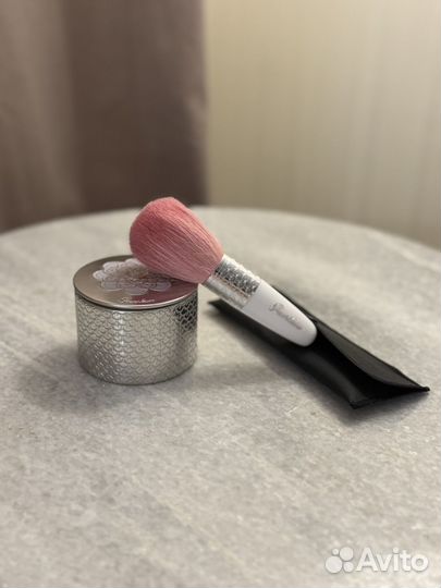 Guerlain метеориты и кисть