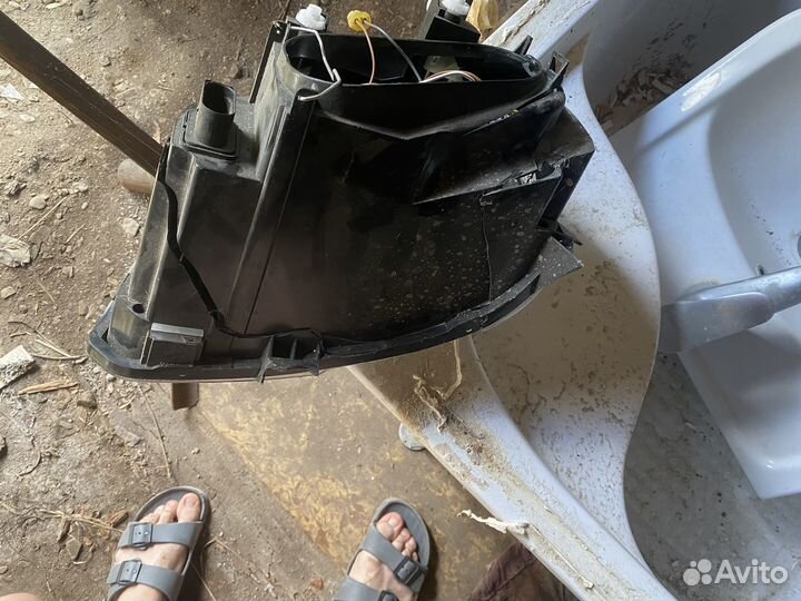 Фара на LADA priora 1